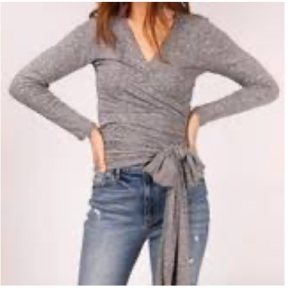 GAP🤍Pretty Grey VNeck Soft-Spun Wrapped Tie Waist - Picture 6 of 16